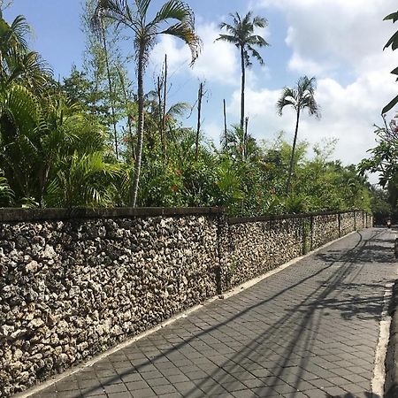 Kubu Verra Seminyak Kuta  Exterior photo